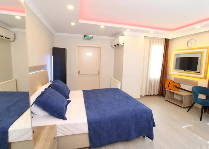 Sahra Kent Kadikoey * اسطنبول