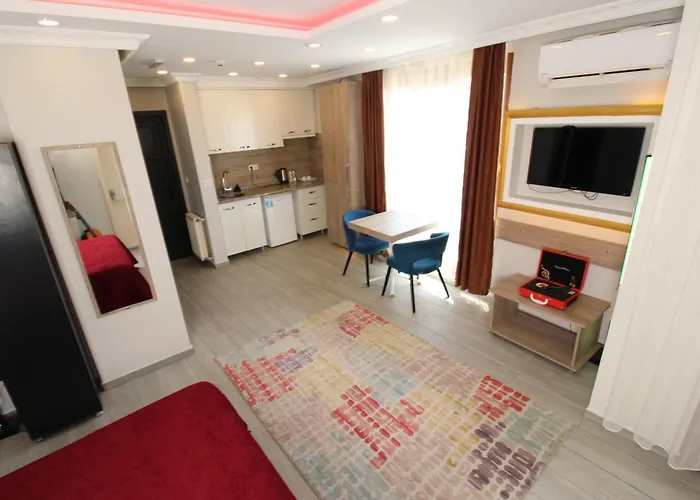 Sahra Kent Kadikoey * اسطنبول