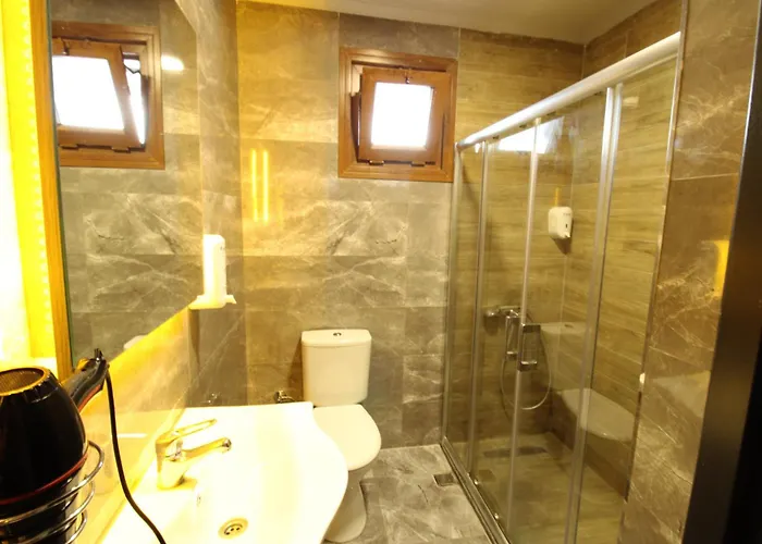 Sahra Kent Kadikoey * اسطنبول