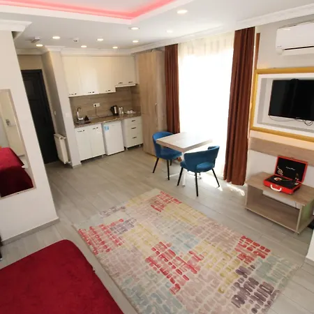 Sahra Kent Kadikoey * Istambul