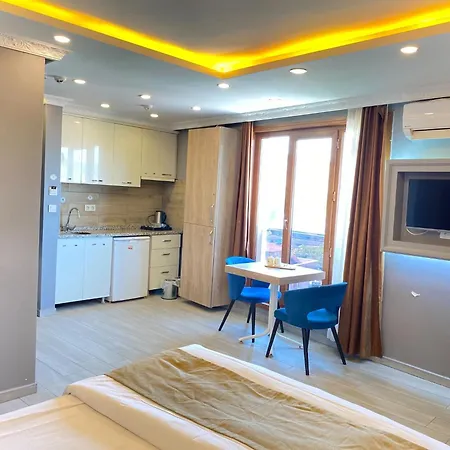 Sahra Kent Kadikoey Istambul