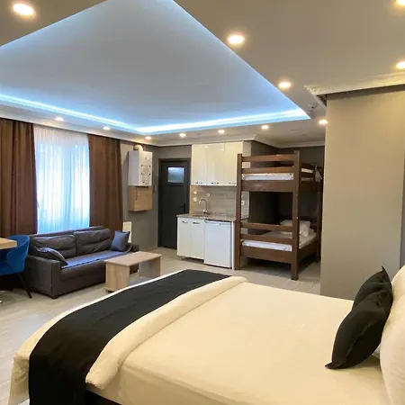 Sahra Kent Kadikoey Istambul